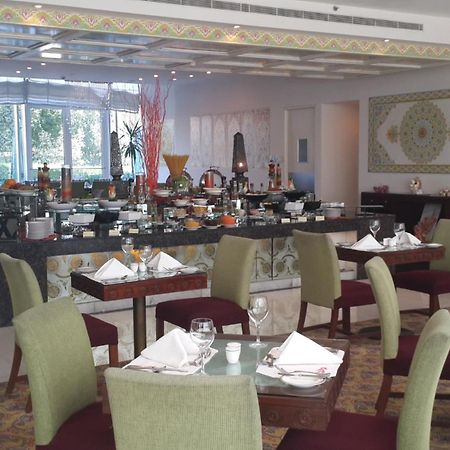 Dushanbe Serena Hotel Exterior foto
